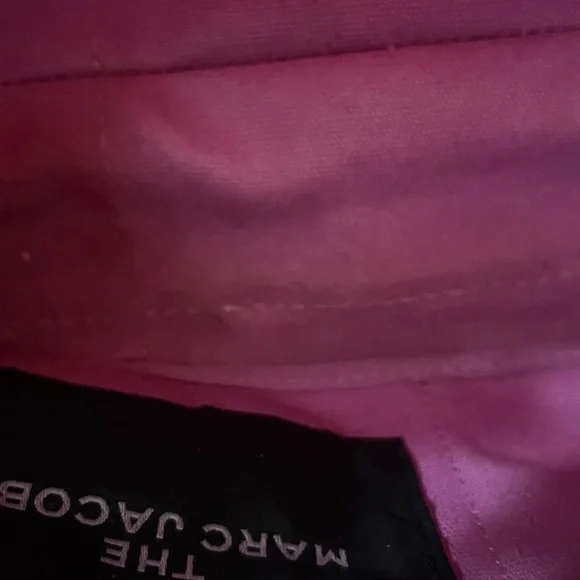 Marc Jacobs Pink Canvas Tote Bag with Bold Branding - Picture 5 of 7